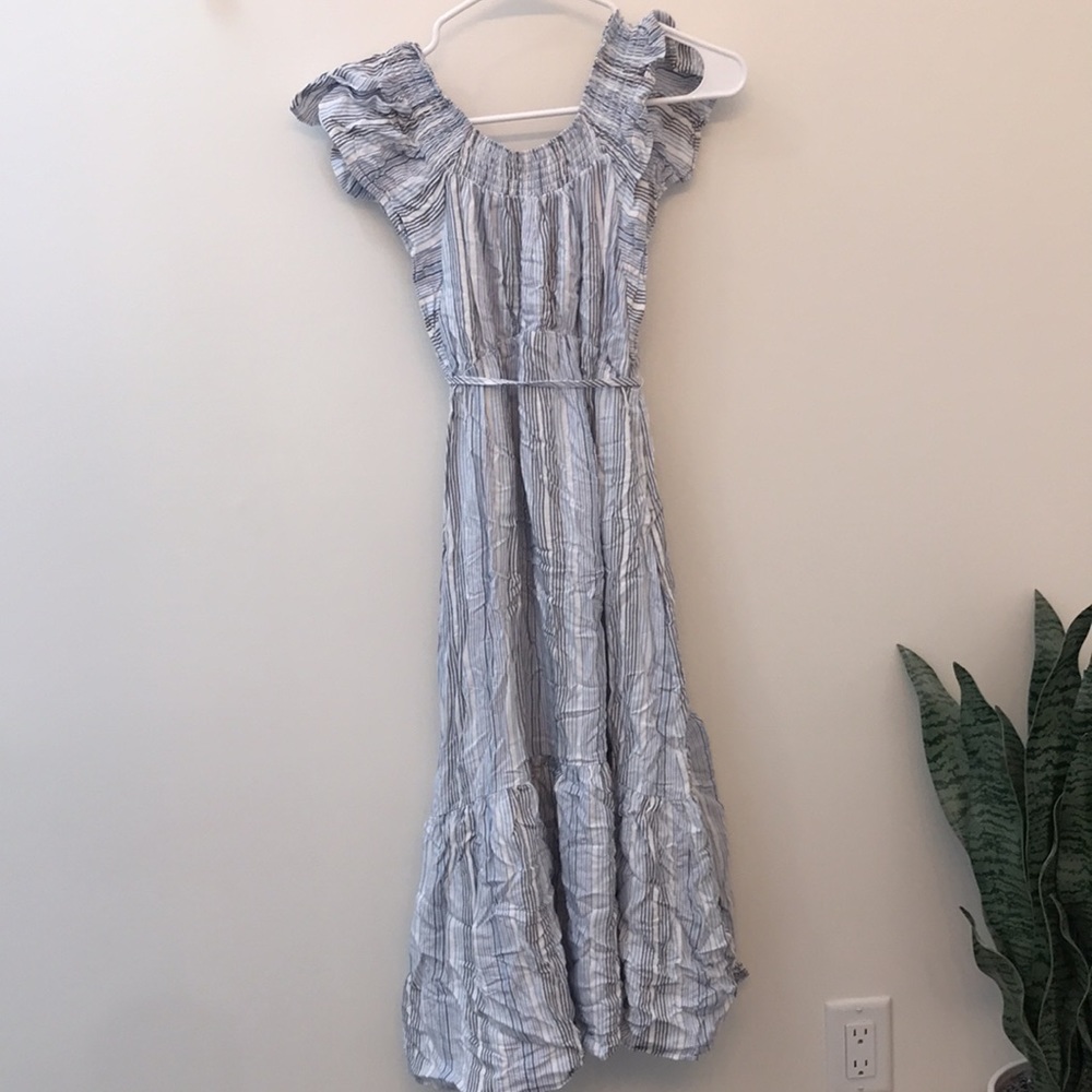 Ingrid & Isabel, Maternity Flutter Slv Midi Dress… - image 8